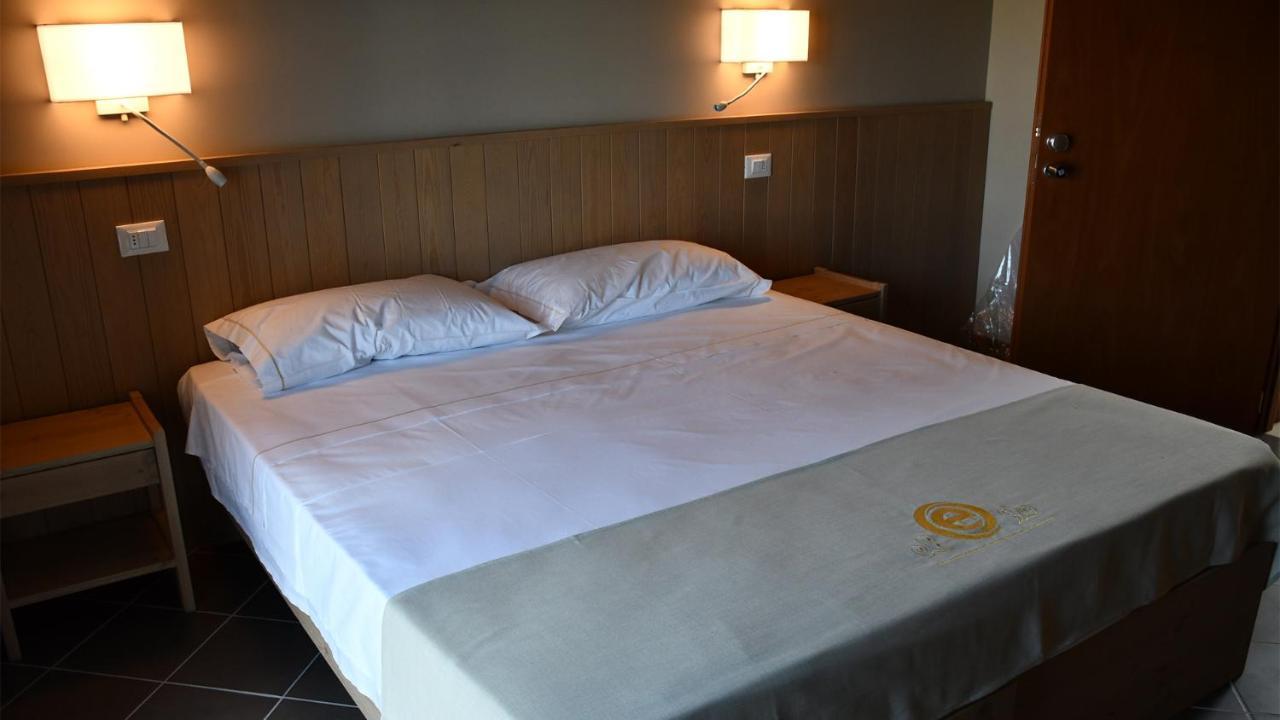 Eco Rooms&Apartments Voghera Exterior foto